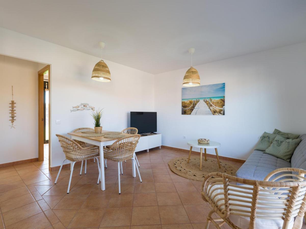 Private Terrace Majanicho Home -Garden & Pool 라 올리바 외부 사진