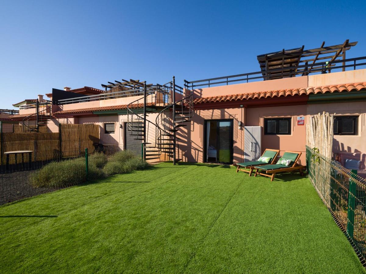 Private Terrace Majanicho Home -Garden & Pool 라 올리바 외부 사진