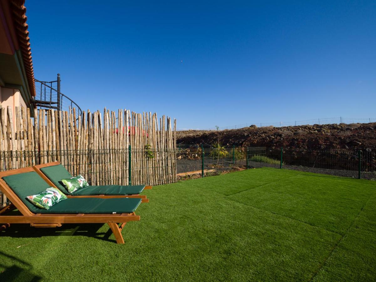 Private Terrace Majanicho Home -Garden & Pool 라 올리바 외부 사진