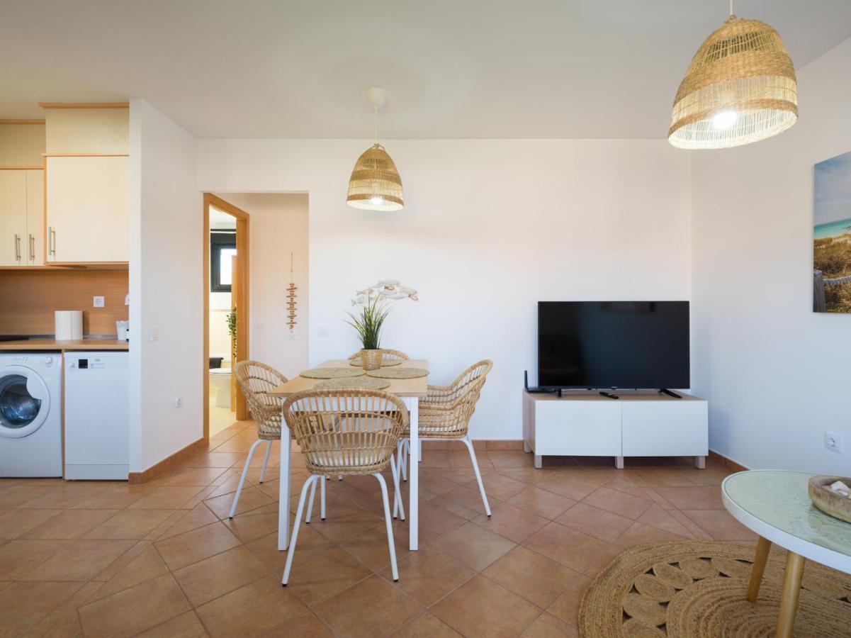 Private Terrace Majanicho Home -Garden & Pool 라 올리바 외부 사진