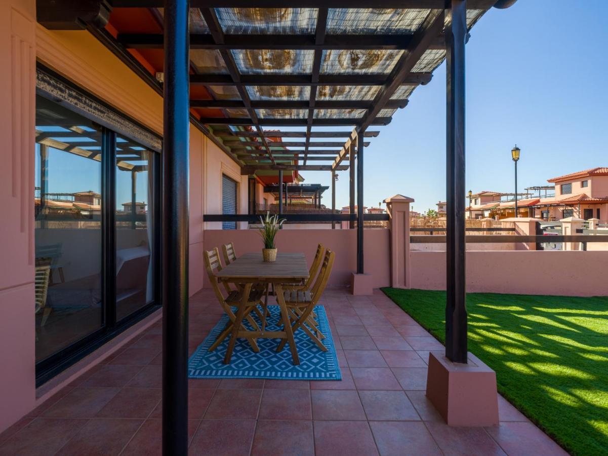 Private Terrace Majanicho Home -Garden & Pool 라 올리바 외부 사진